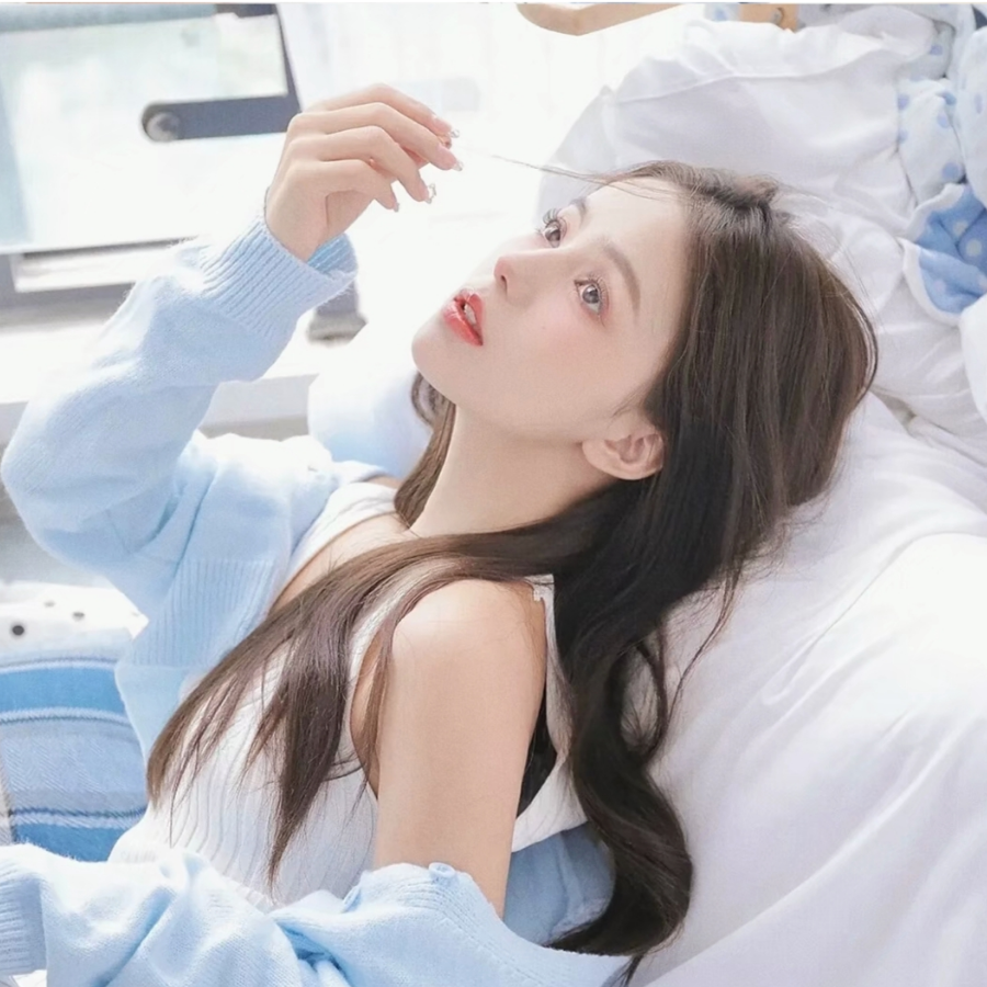 美女不⁶眼泪
