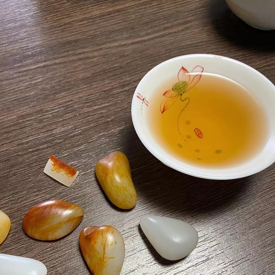 六初飞花入梦