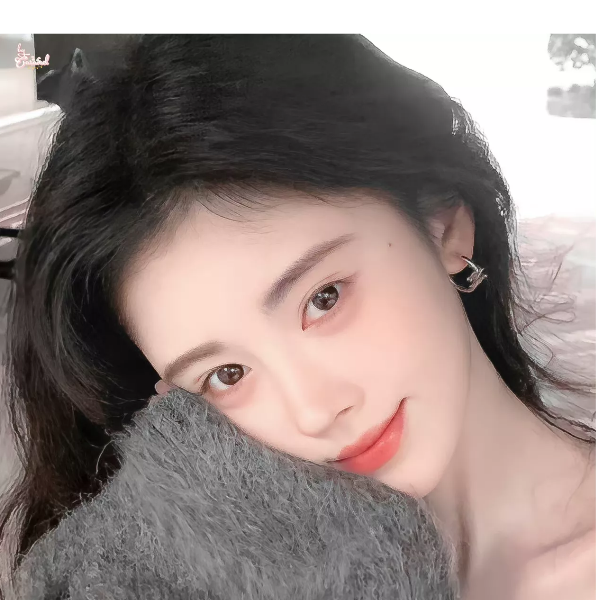 鞠婧祎的助手