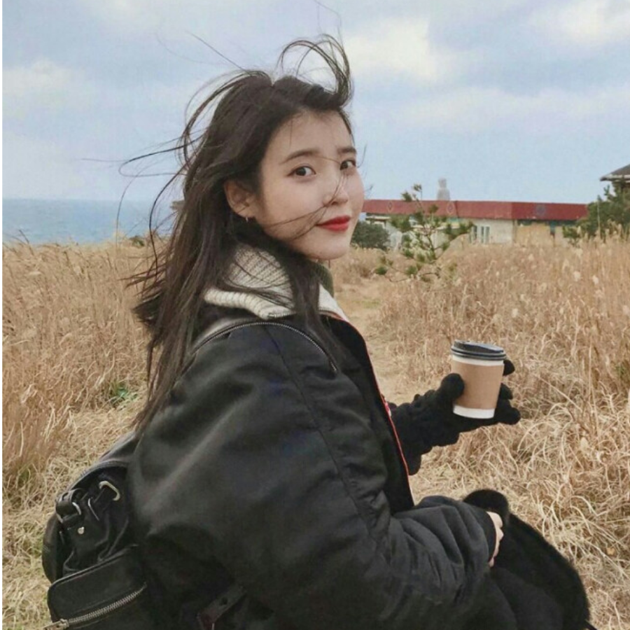 IU