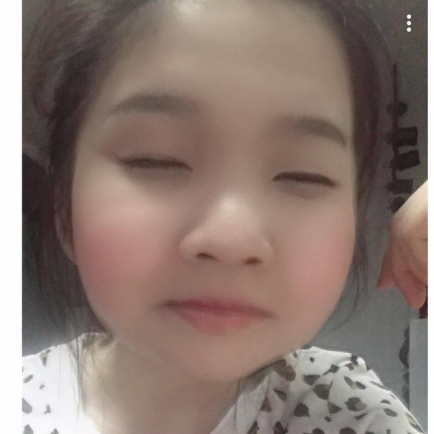 哈莉