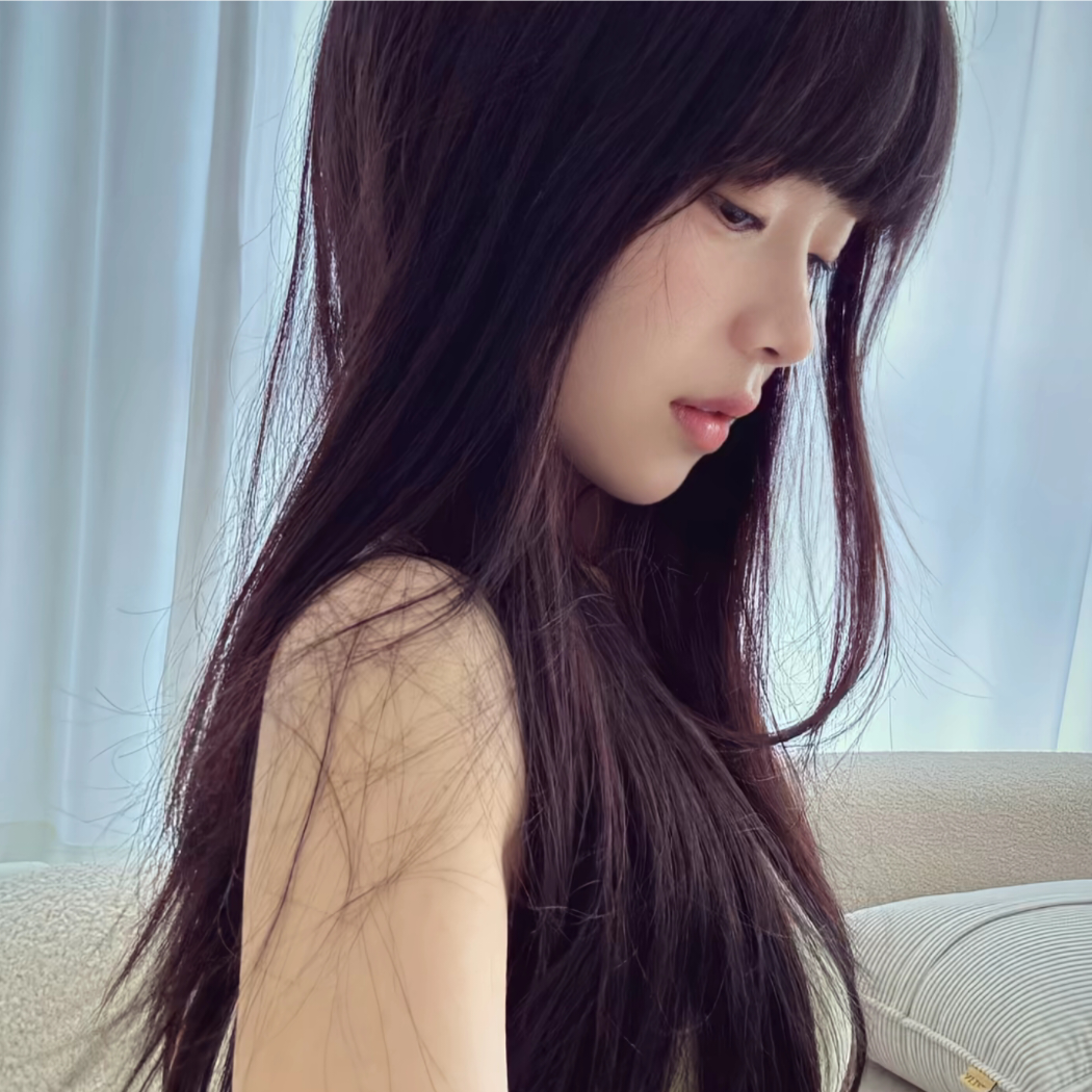 小小余