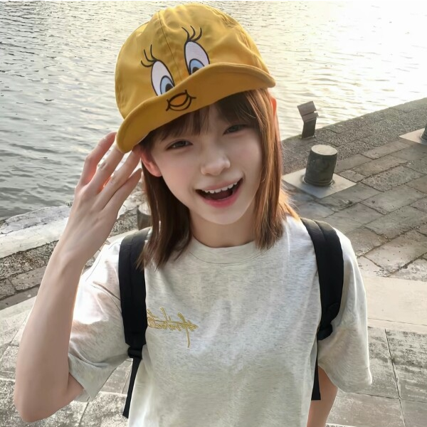 小 心