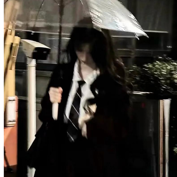 秦亦淮