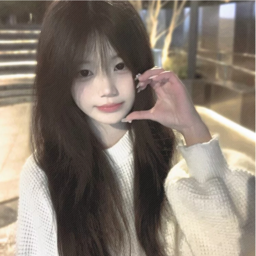 小圆饿了α.