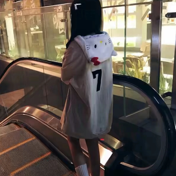 Z   丫    J