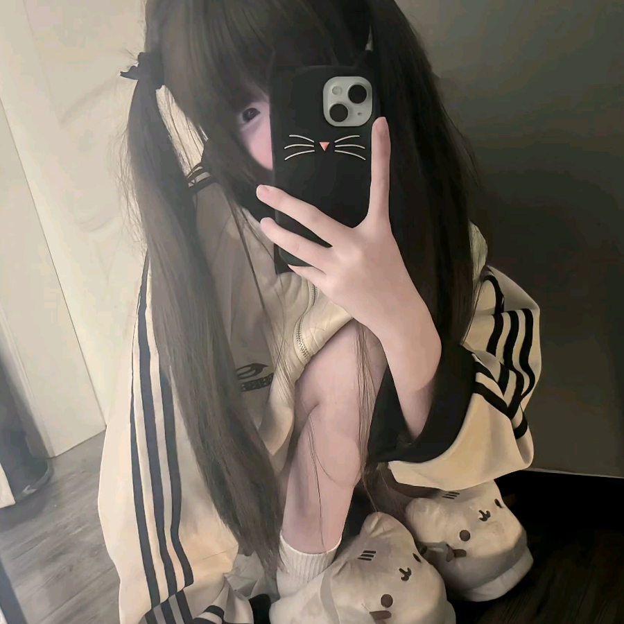 装忧郁被打