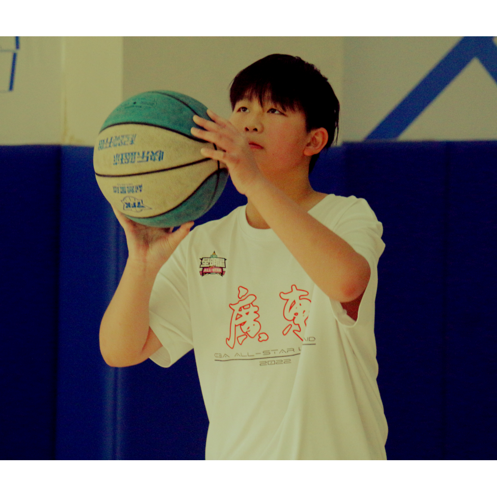 去去去打篮球🏀