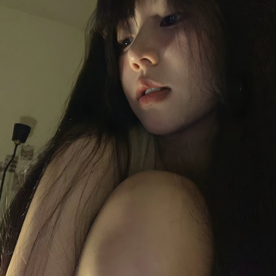 洛