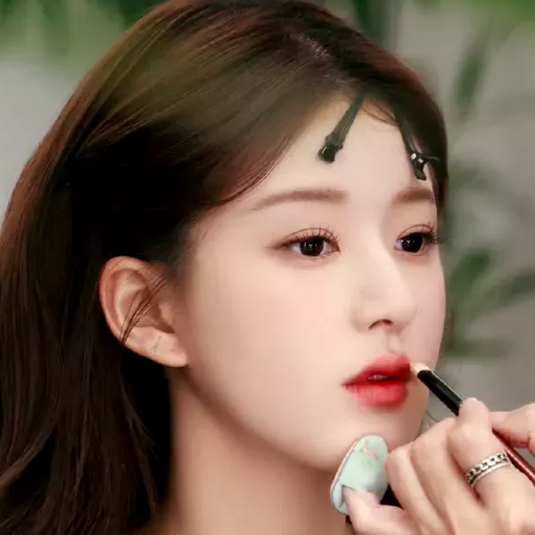 顾妤露