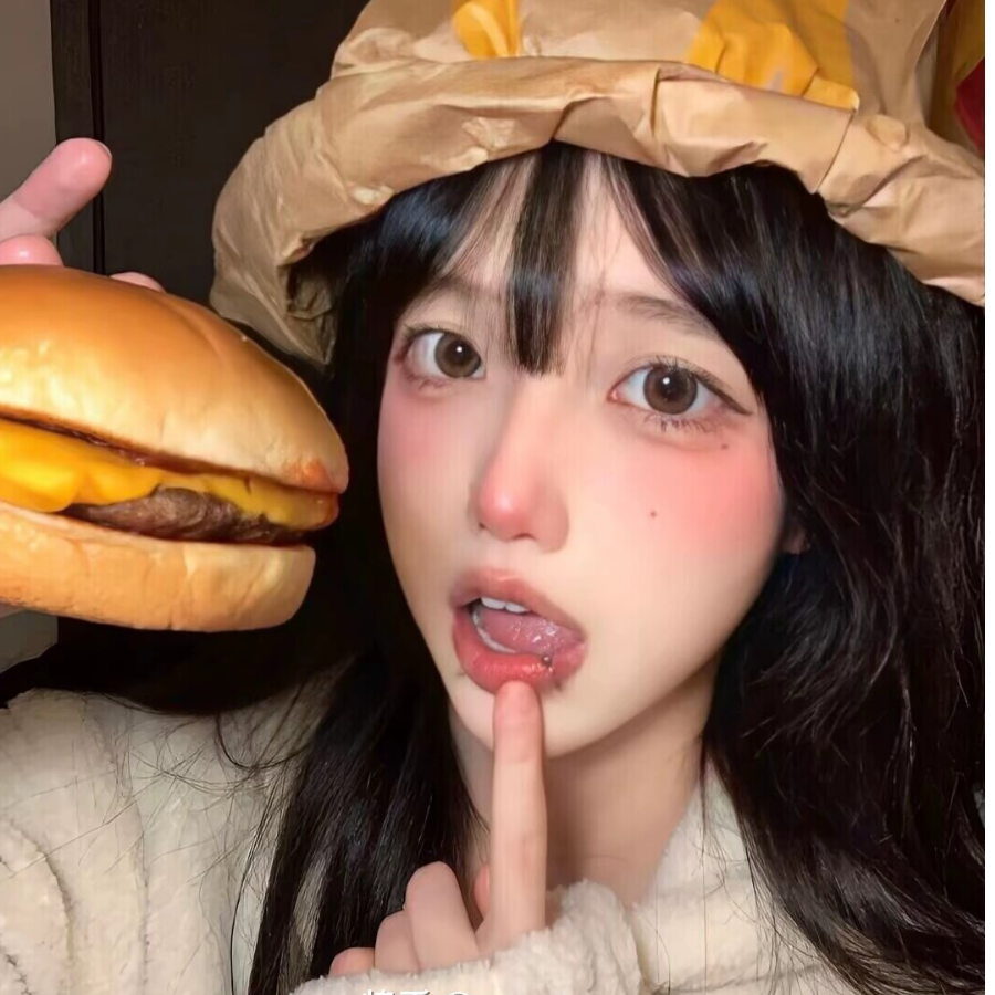 ʕ•̫͡•ʔ.