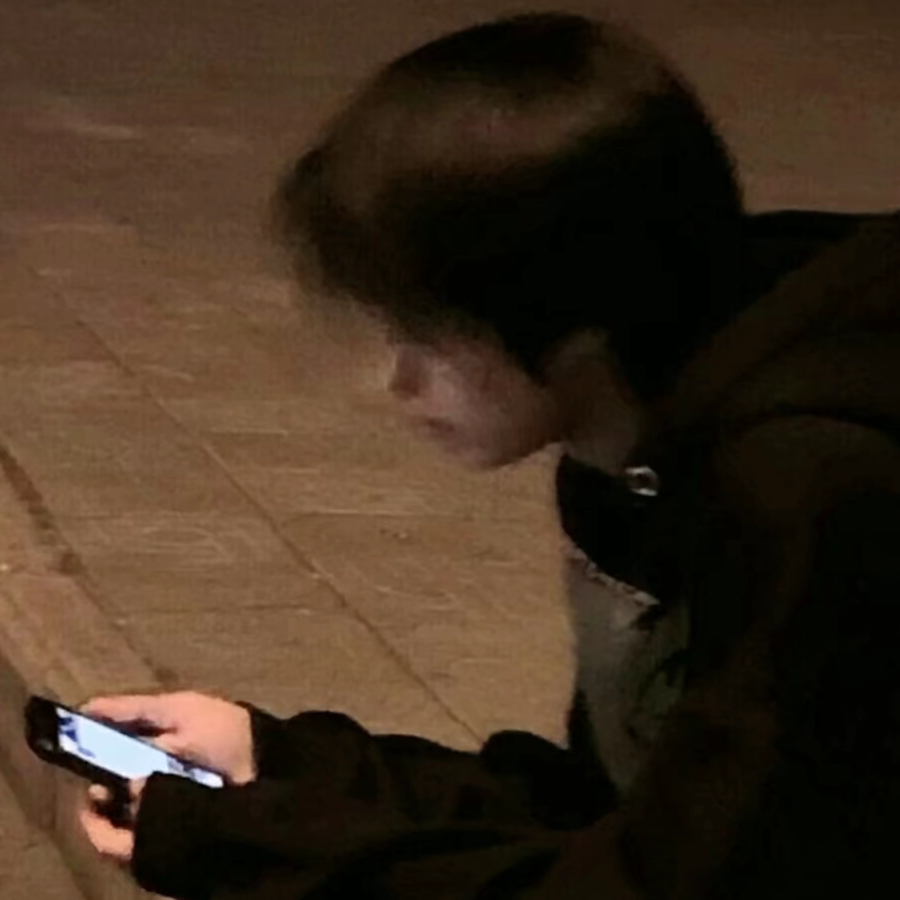 <(￣3￣)y▂ξ