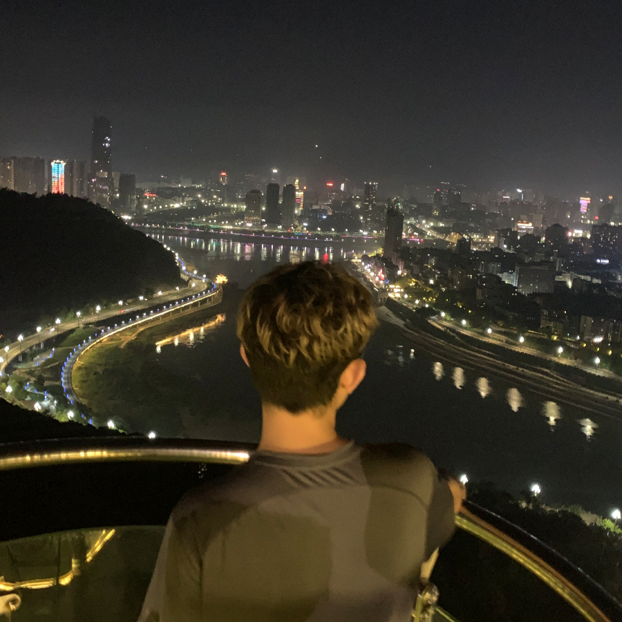 克莱因的夜
