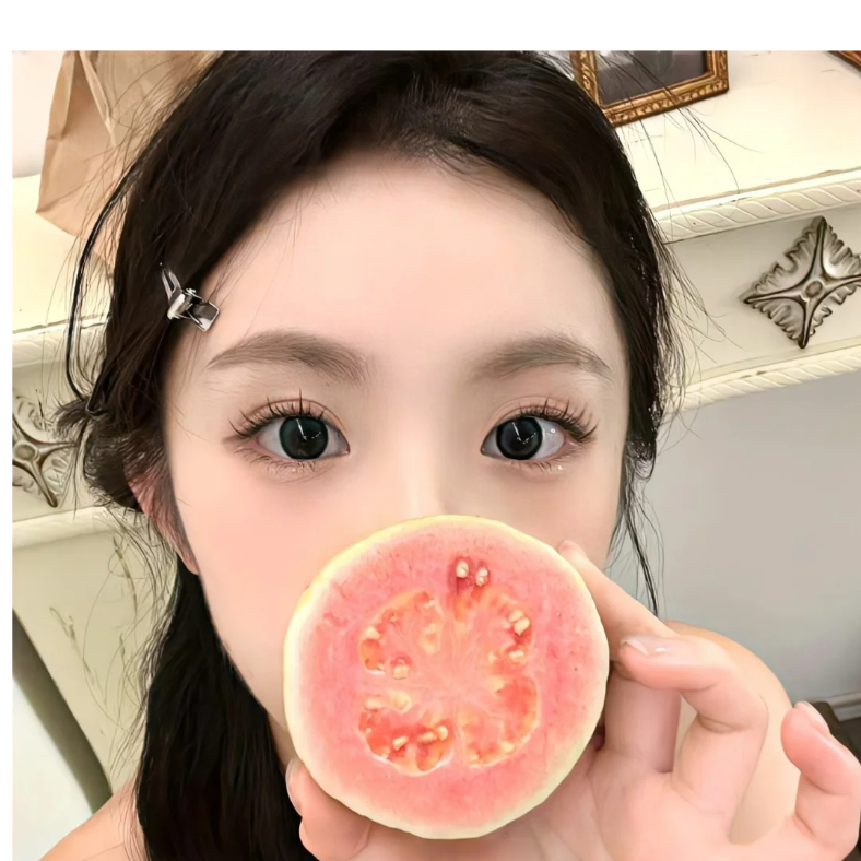 和刘谱写情诗.