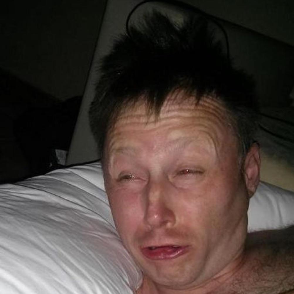 狸初丷