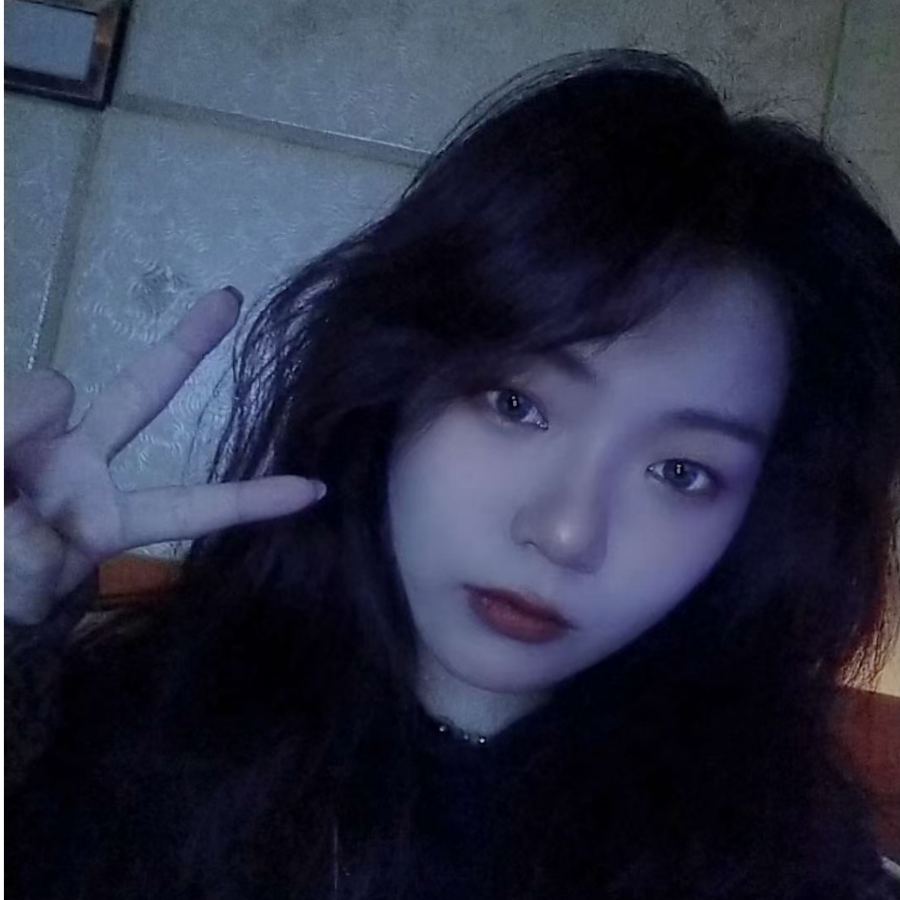 曌胜秋