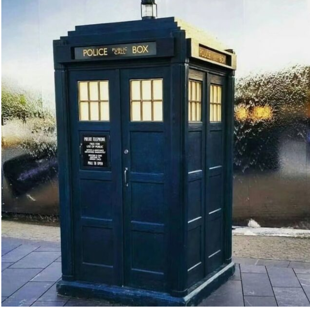 三千里地九霄云