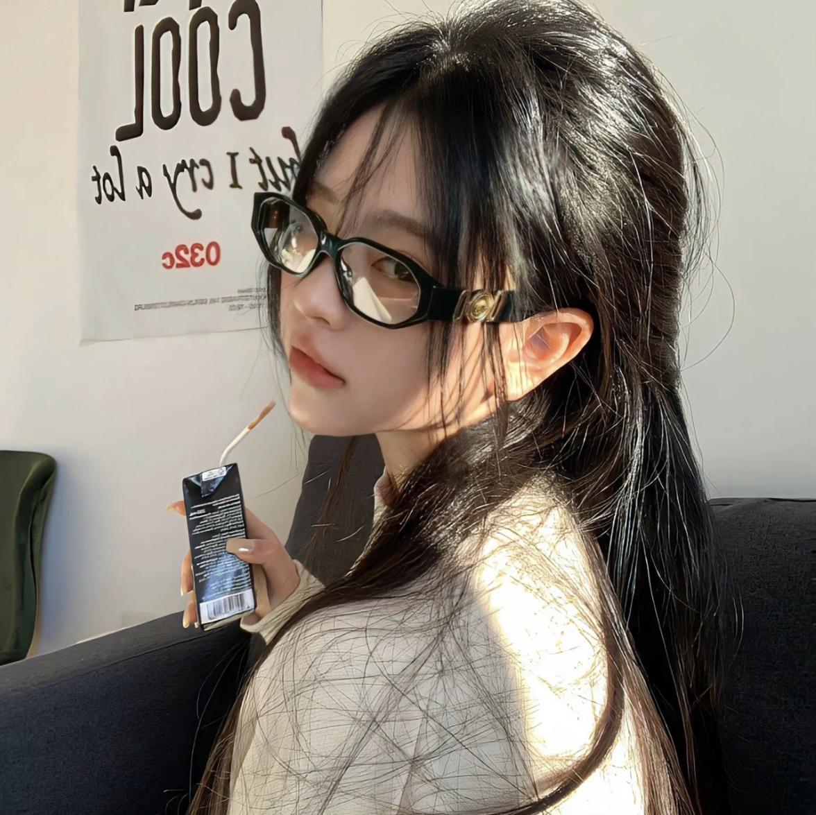 等一下就回你
