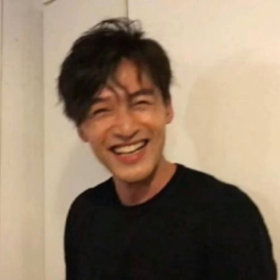 桦蔚然