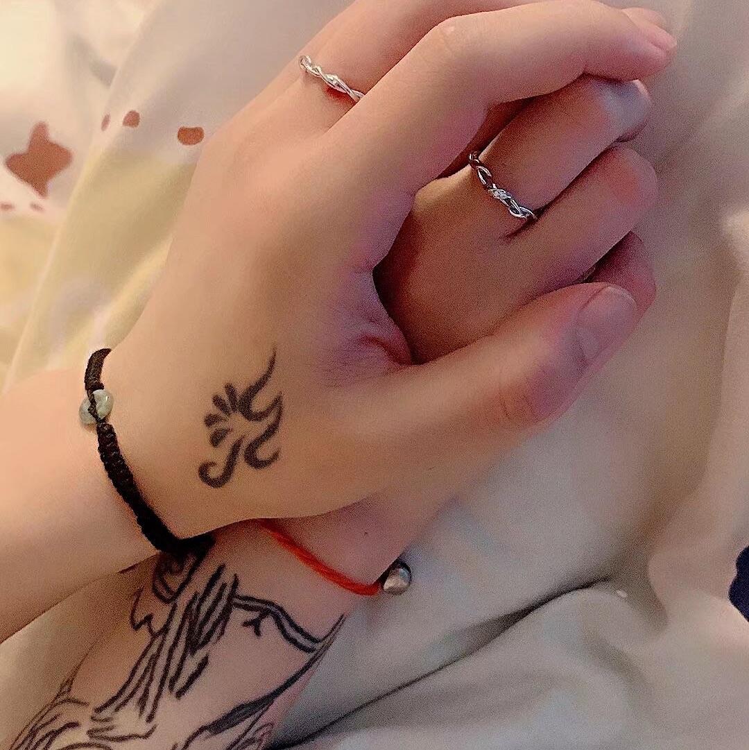 一个人的情侣装