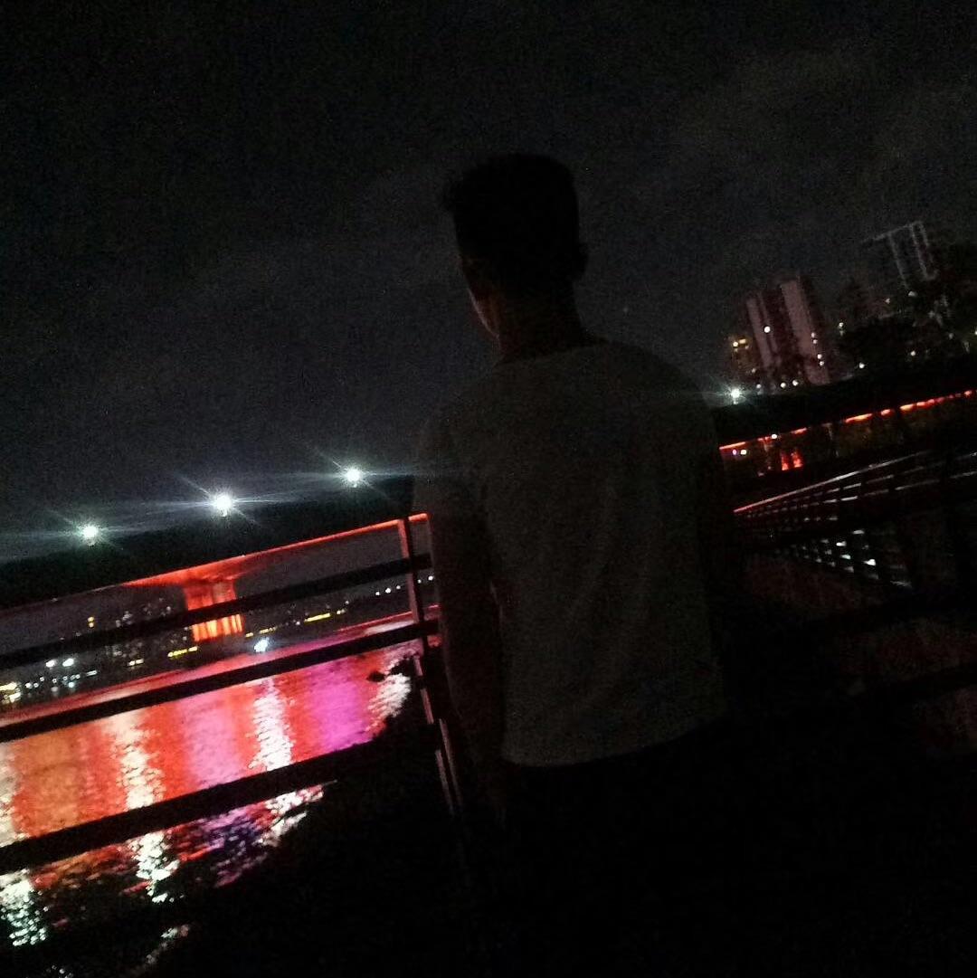 叶落于晨