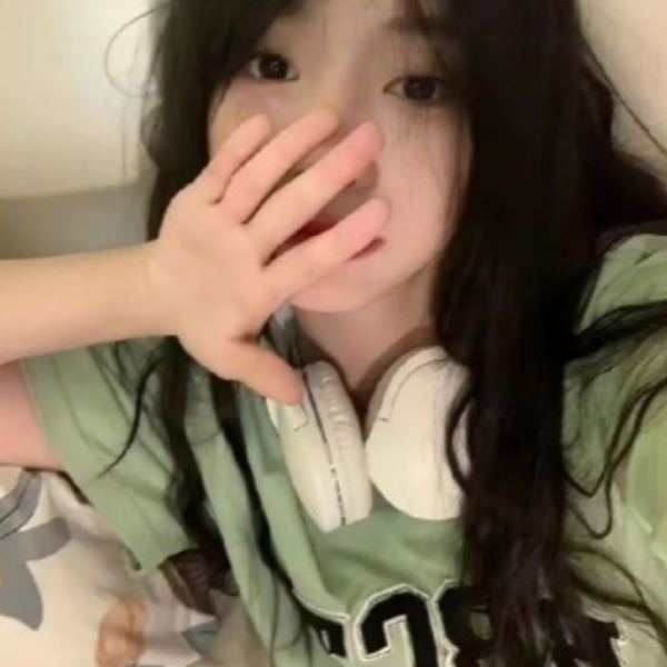 简柠^