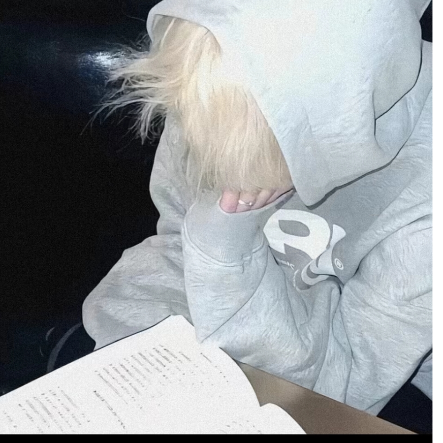 咔咔咔咔咔某人