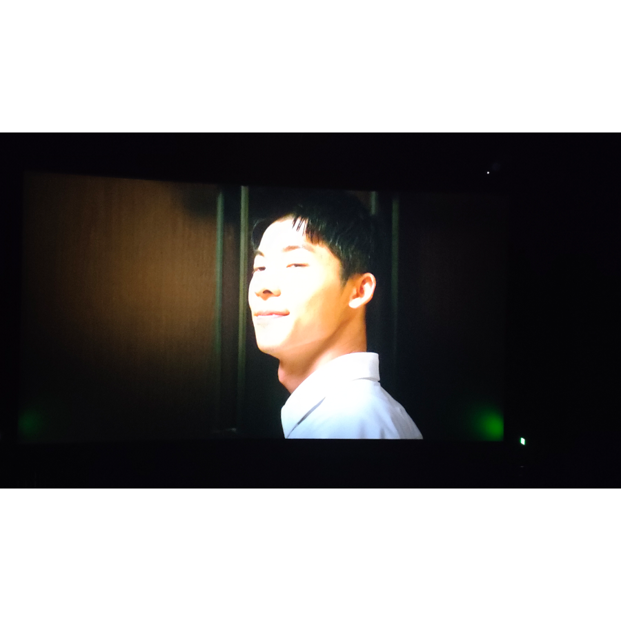 张牙舞爪