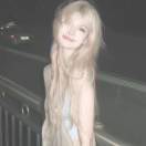 洛枳.