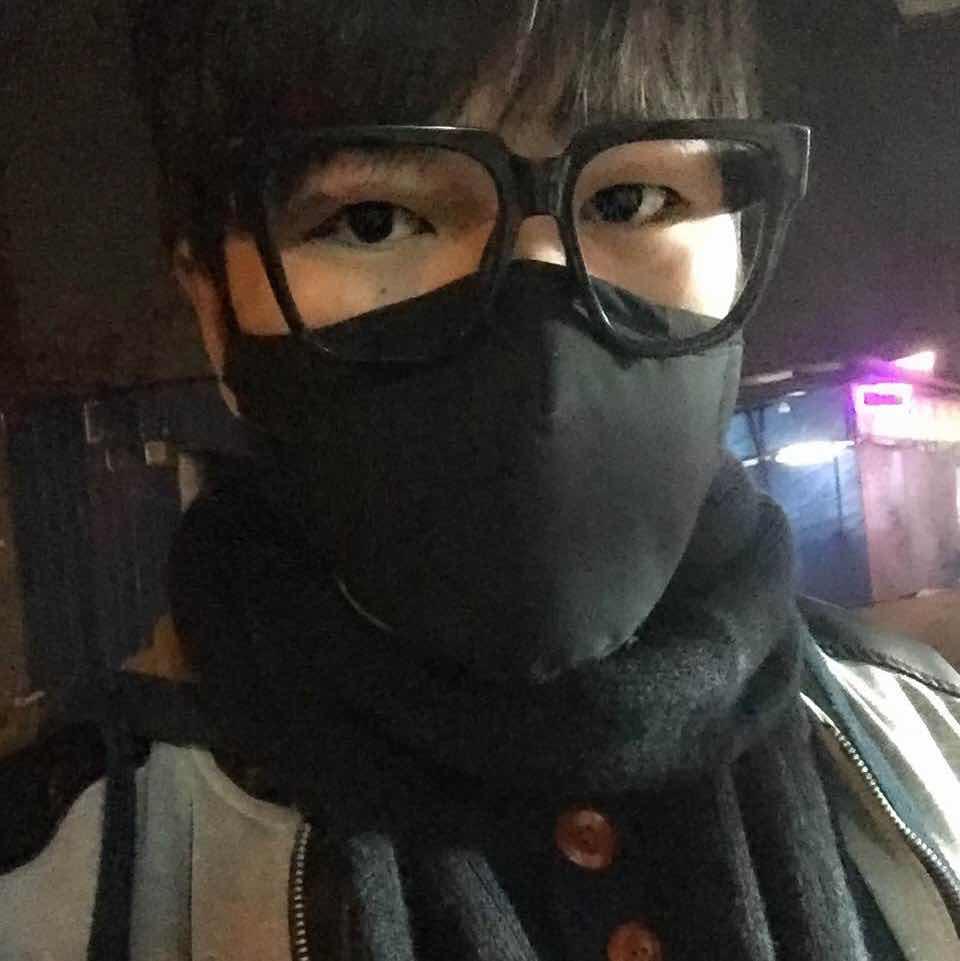 别开枪，是我