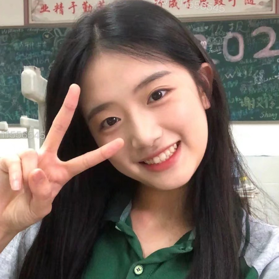 小卢小卢天天享福