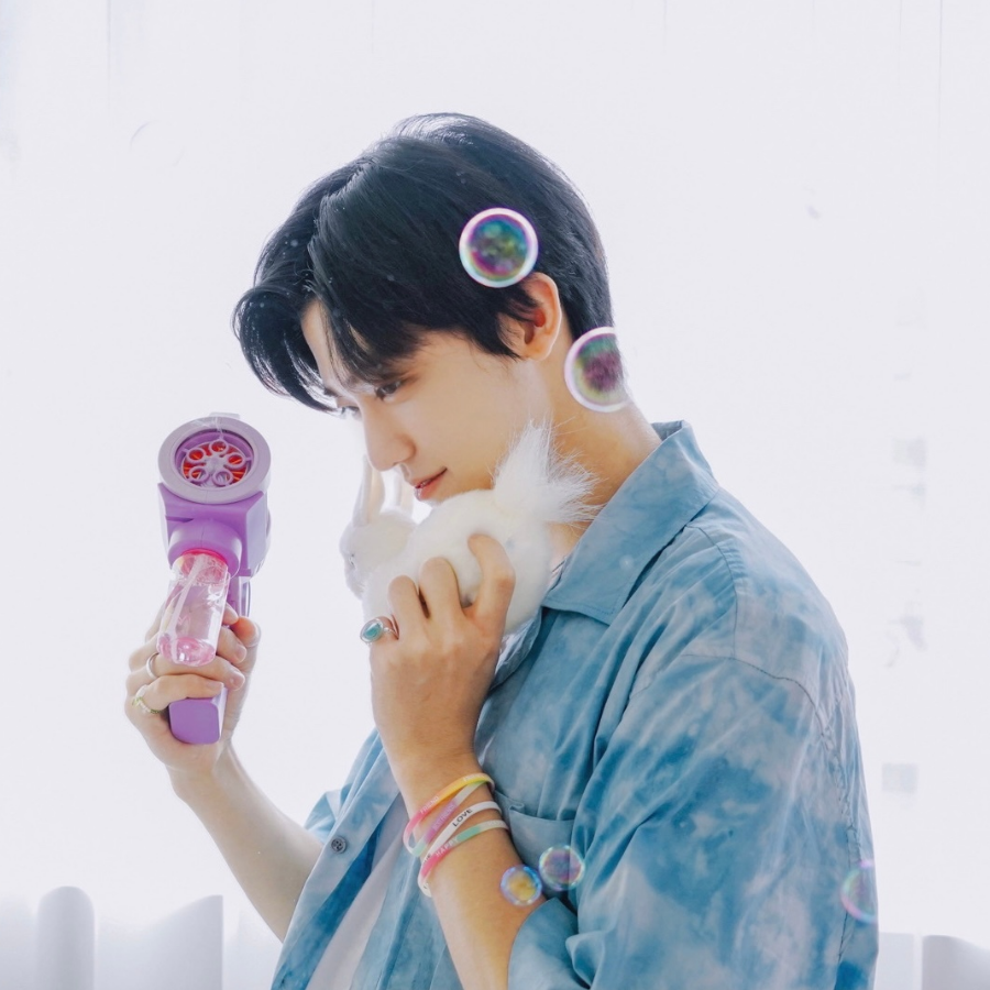 橘子汽水吐泡泡