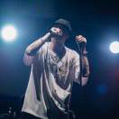 名字被风吹散了