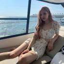 共坠繁花赏风雅