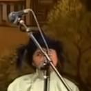 这白开水怎么没味啊